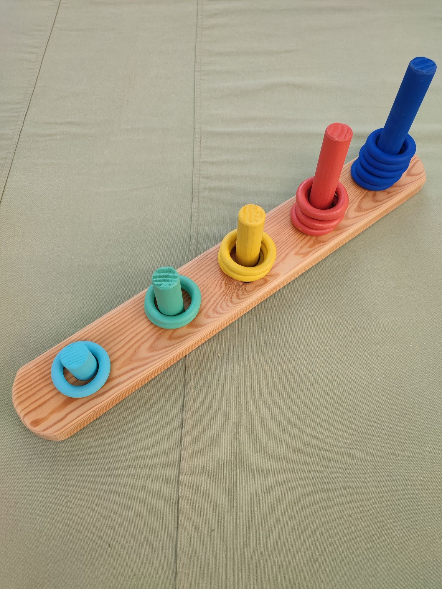 Jogo das cores Montessori do Gepetto