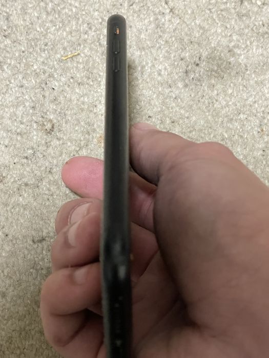 Iphone XR neverlock. 64gb. Битый
