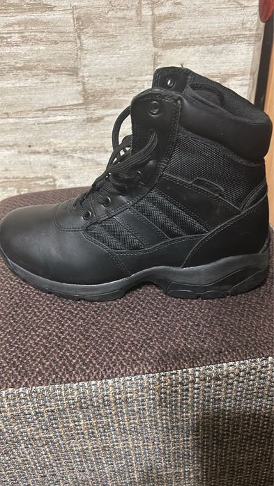 Берцы военные.