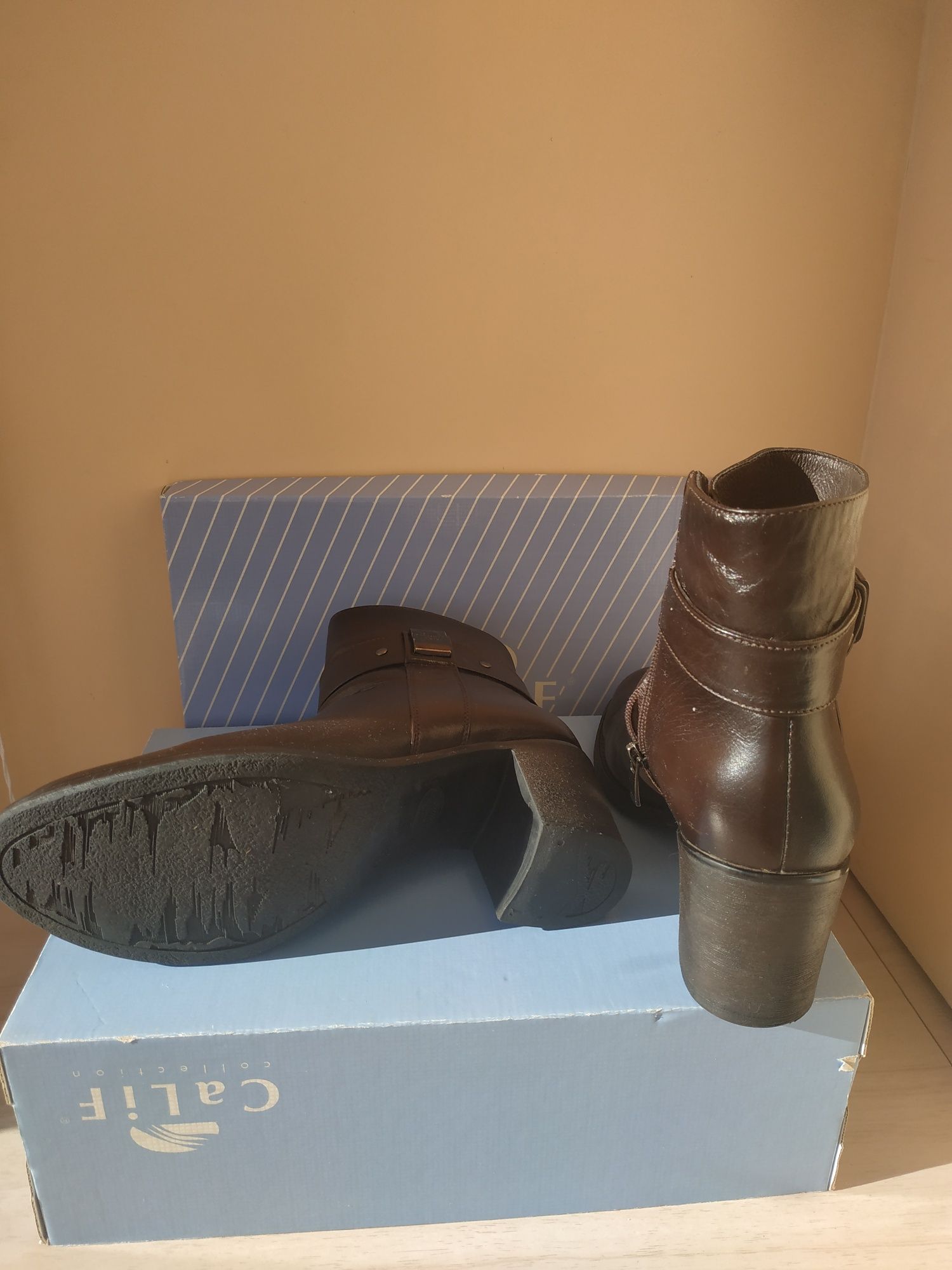 Продам черевики жіночі