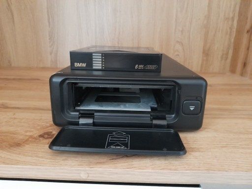 Zmieniarka na 6 CD BMW CDX-M941ZBM - e31 e32 e34 e36 e38