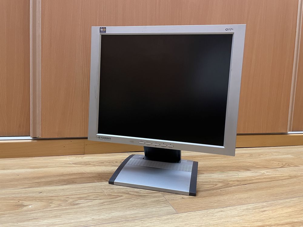 Monitor computador 17” com pé