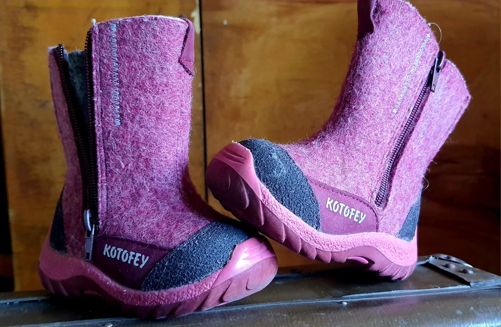 Зимові чоботи валенки Котофей 22 розмір