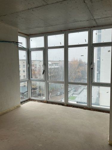 Трикімнатна в новобудові в центрі