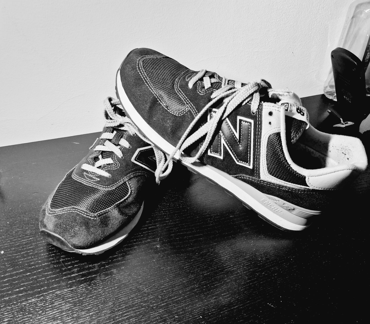 Tenis New Balance 574 s/ novos n45.5- 46 em preto
Excelente estado
Igu