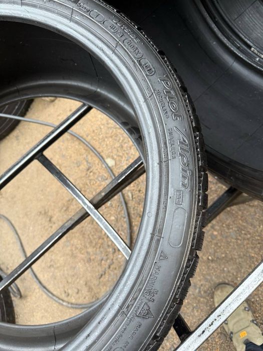 Шины БУ 275 30 235 35 R 20 Michelin Pilot Alpin 4 разноширокие зима