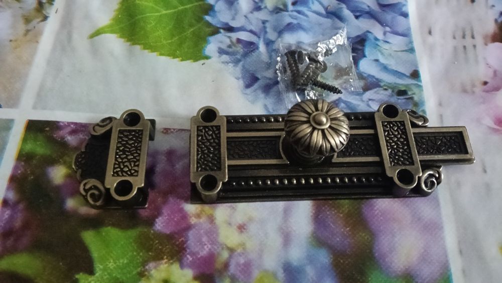 Zasuwka do drzwi,bramki