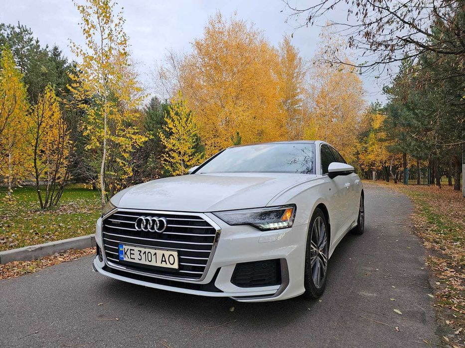 Майже новий автомобіль