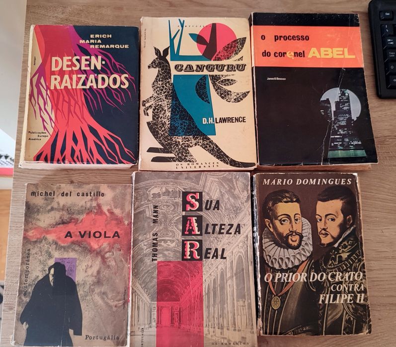 Livros antigos variados