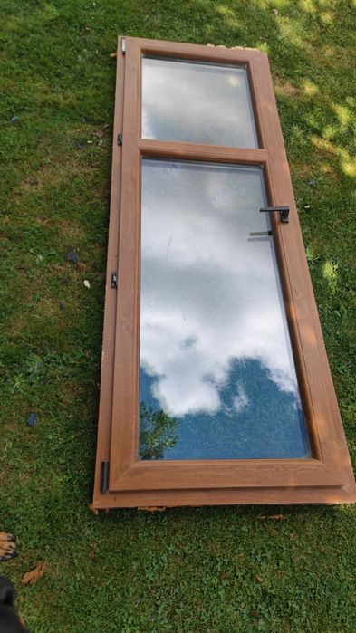 Okno balkonowe 115x76