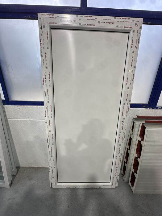 Janela PVC batente 100L/210Altura