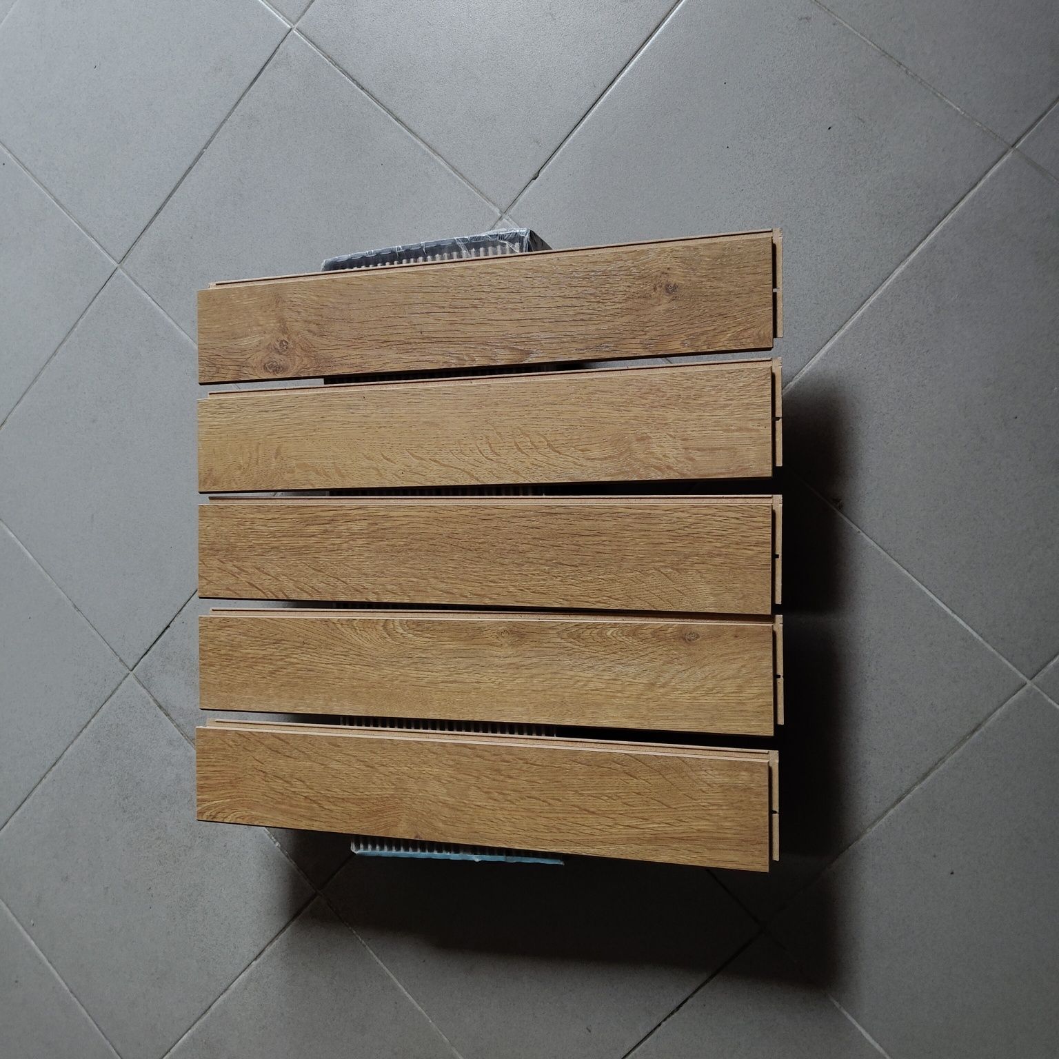 Sprzedam panele "jodełka"