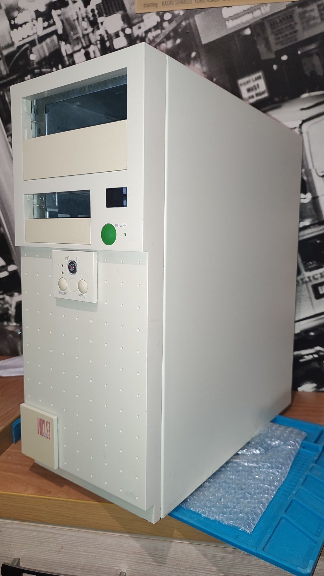 Ретро Midi-Tower AT корпус ESCOM