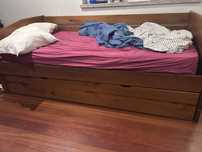 Cama com gaveta
