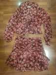 Conjunto blusa e saia senhora