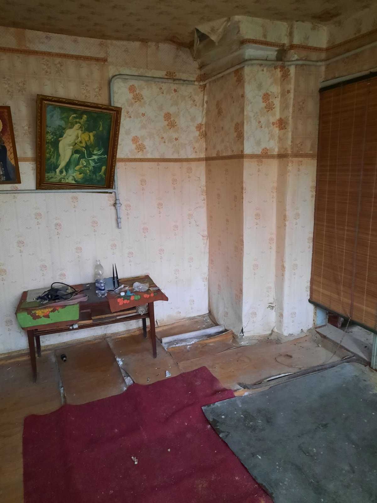 Продається частина будинку на 2 входи в центрі міста провулок Гоголя.