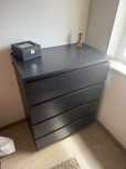 Cômoda Malm IKEA