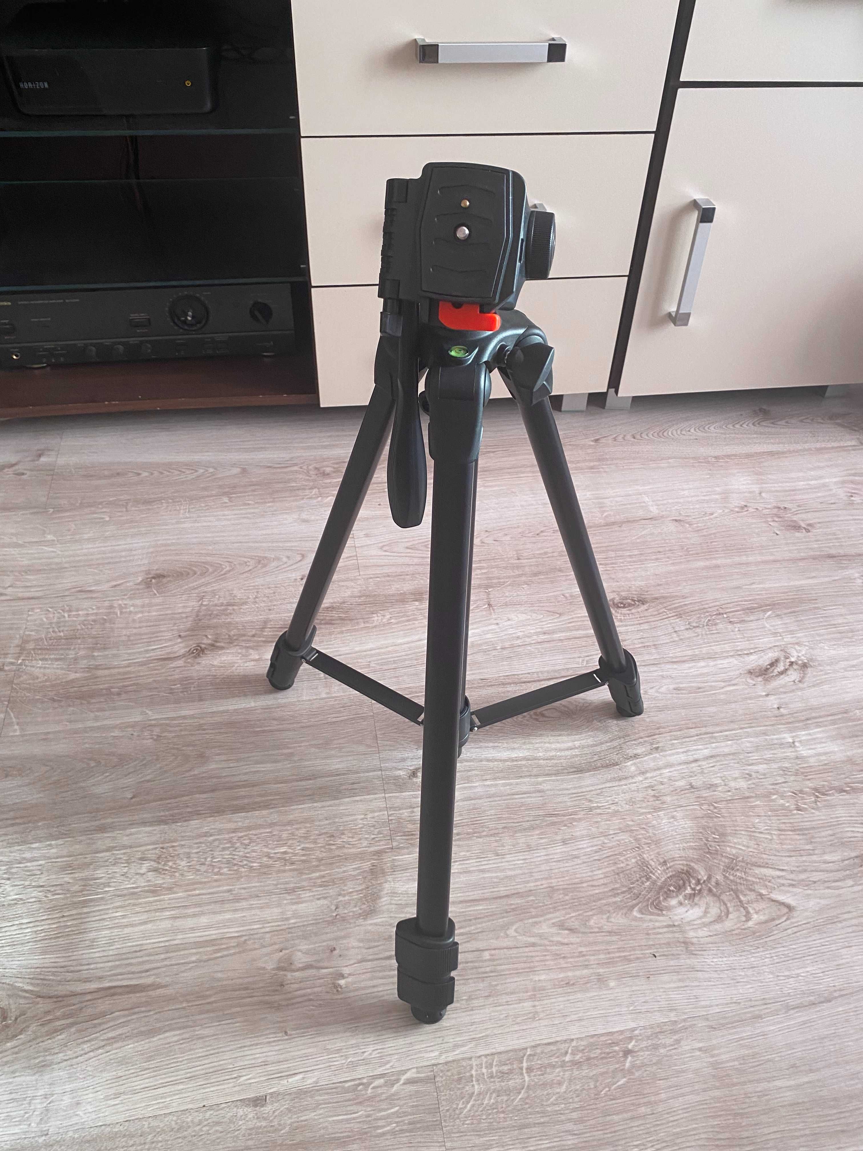 Nowy statyw Hama Delta 160 3D