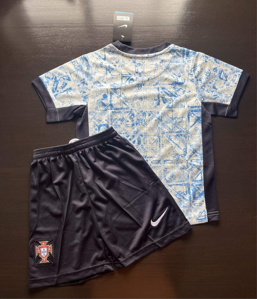 Kit criança Seleção Portuguesa Alternativo