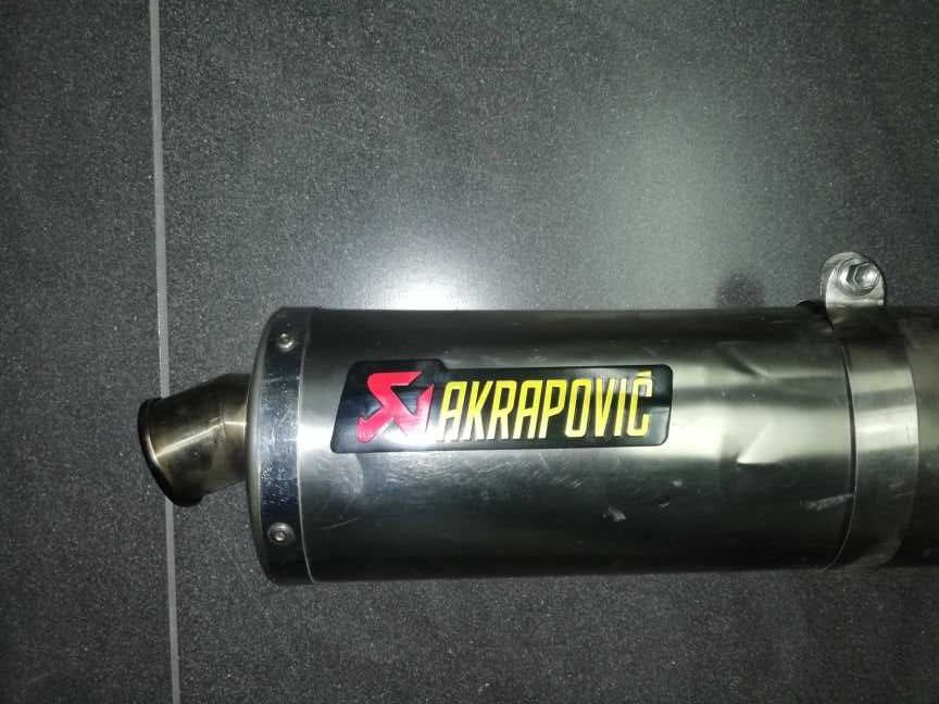 WYDECH AKRAPOVIC / mivv bos dominator yoshimura leo vince