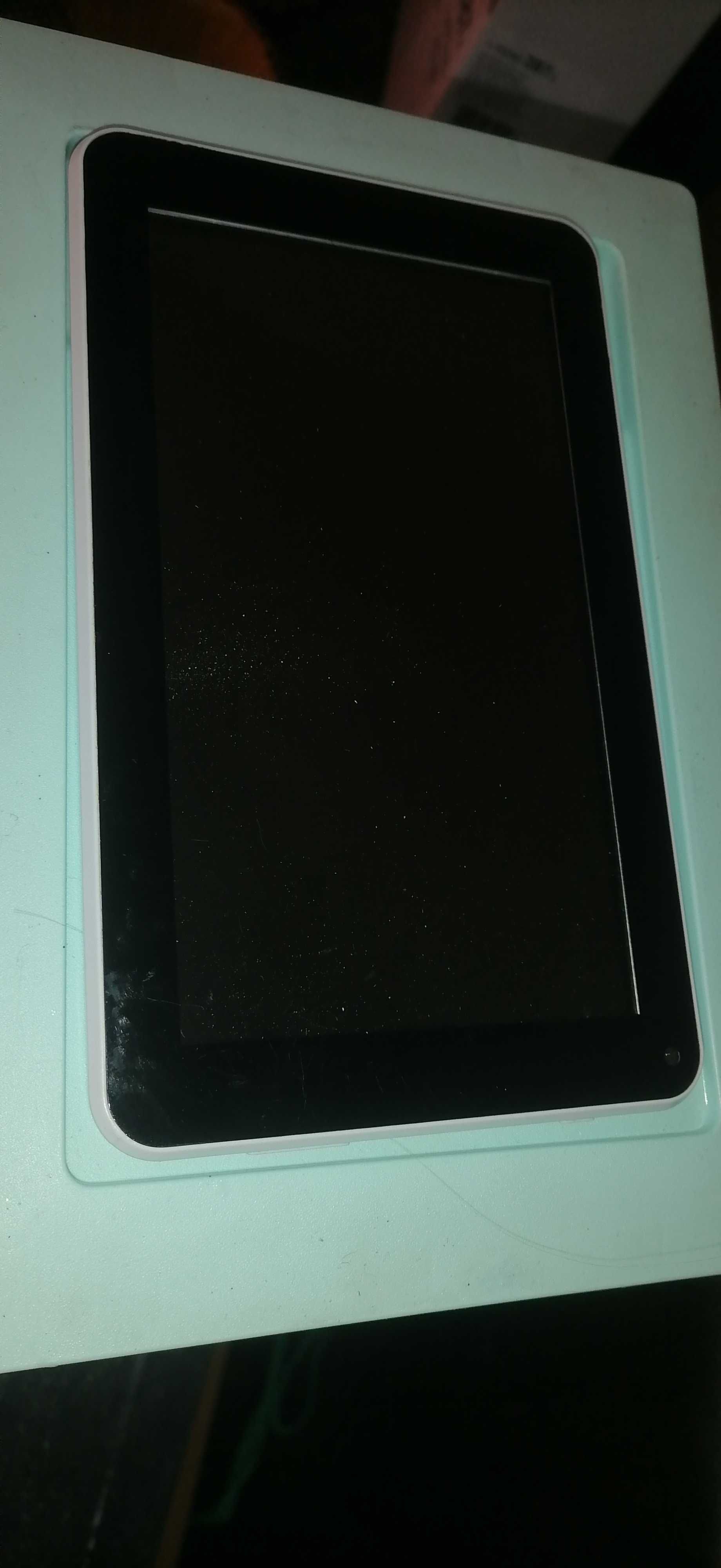 Tablet CAVION cb7q