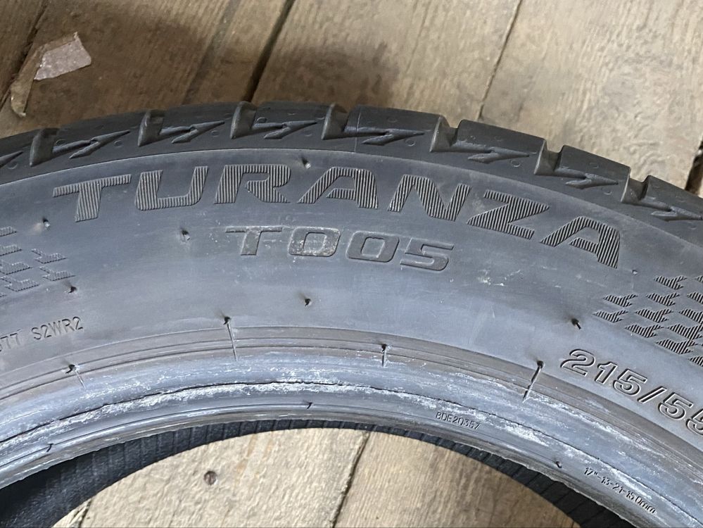 2шт 215/55R17 Bridgestone Turanza T005