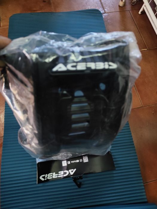 Diverso Material KTM