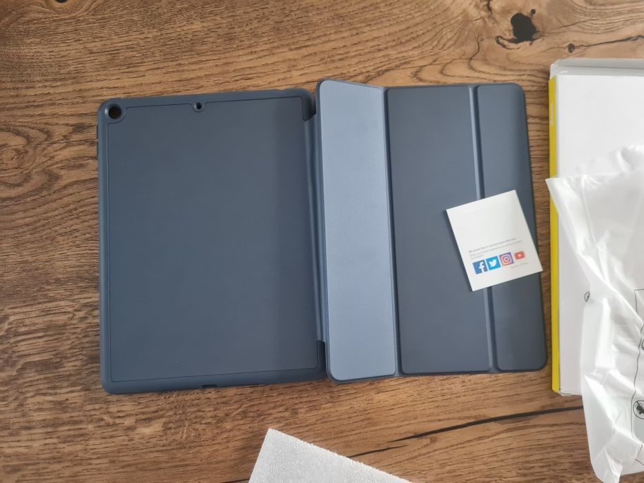 Etui  Apple IPad  6/5