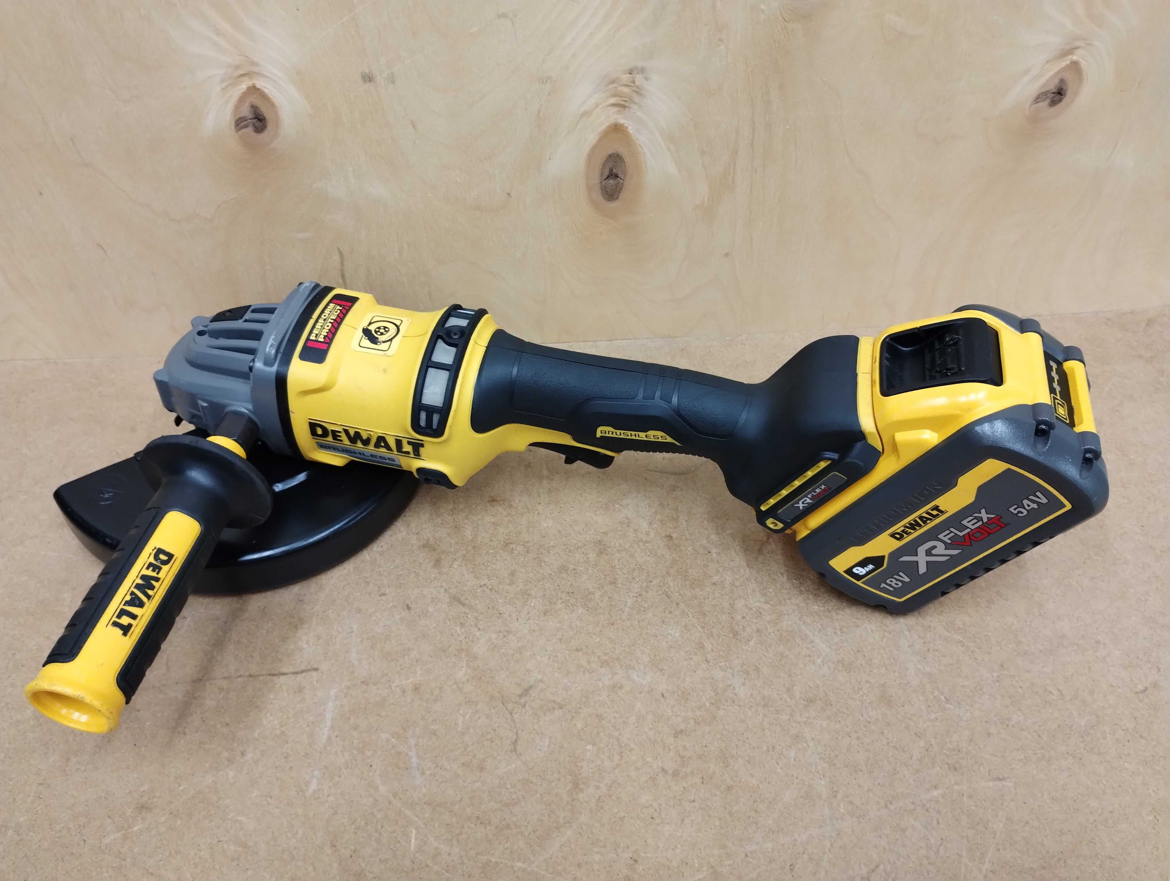 Szlifierka kątowa DeWalt DCG 440 54V FlexVolt 9.0Ah