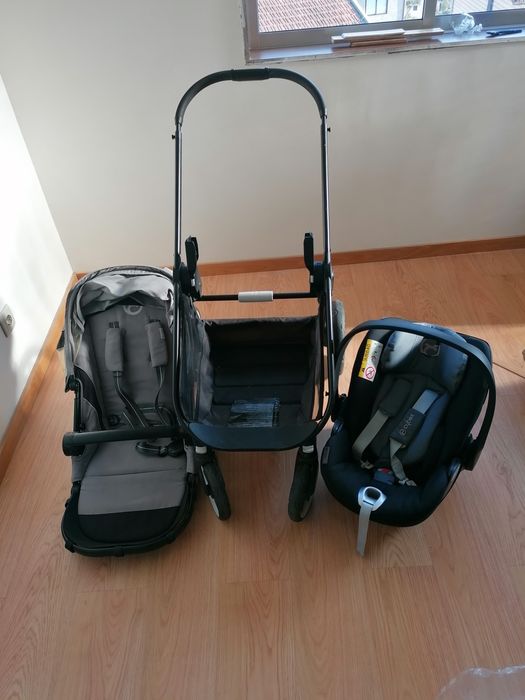 Carrinho de bebé e ovo cybex