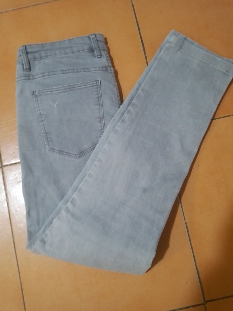 Calças jeans cinza