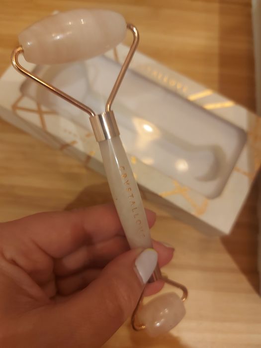 CRYSTALLOVE Masażer do twarzy z kwarcu różowego