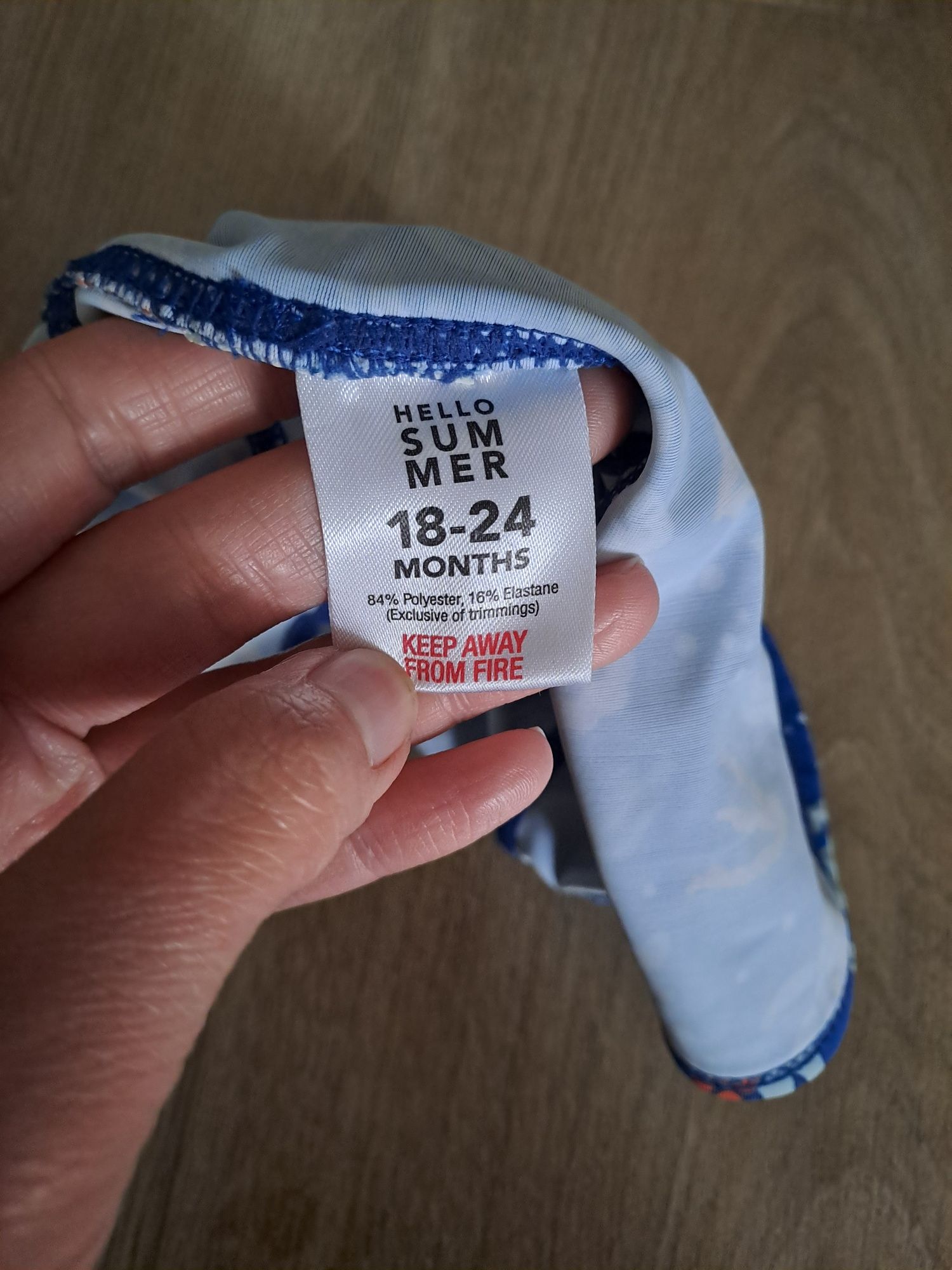 Śliczna ochronna czapeczka plaża basen na 18-24 m-ce