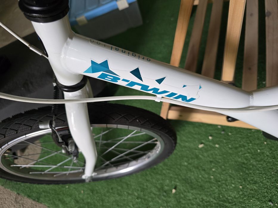 Bicicleta criança 6 a 10 anos nova