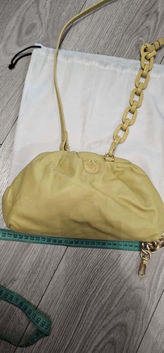 Torebka oryginalna Pinko bananowa mini chain żółta skóra skórzana nowa