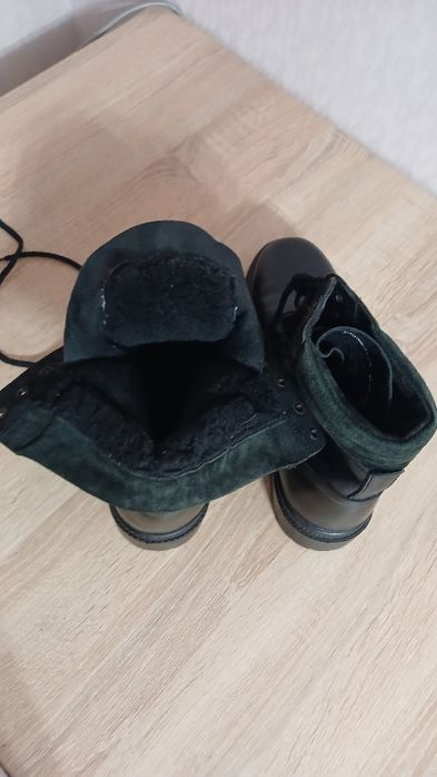 Ботинки чоловічі 43 р, на хутрі зимові