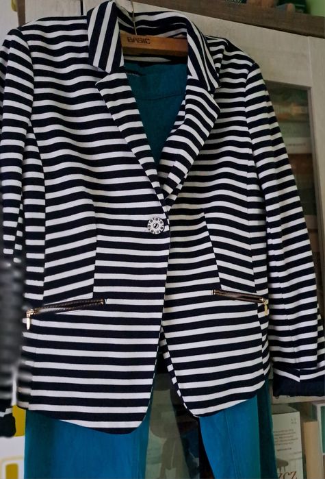 Marynarka damska w paski
