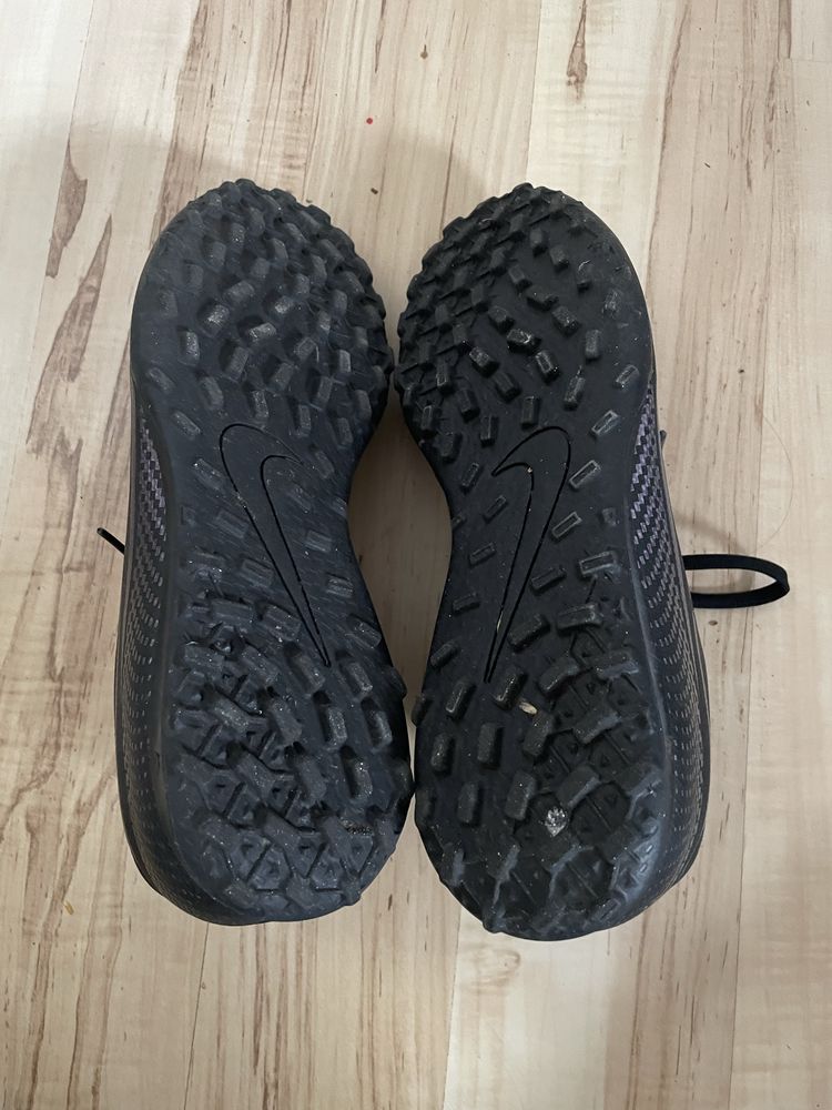Buty korki do piłki nożnej Vapor 13 Club TF Nike