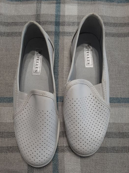 Взуття шкіряне медичне