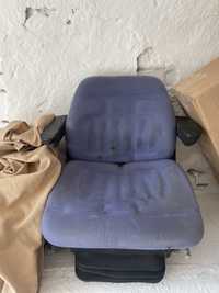 Fotel Grammer pneumatyczny