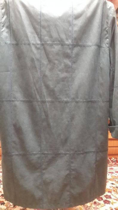 Продам кожаную курточку женскую 62 размер
