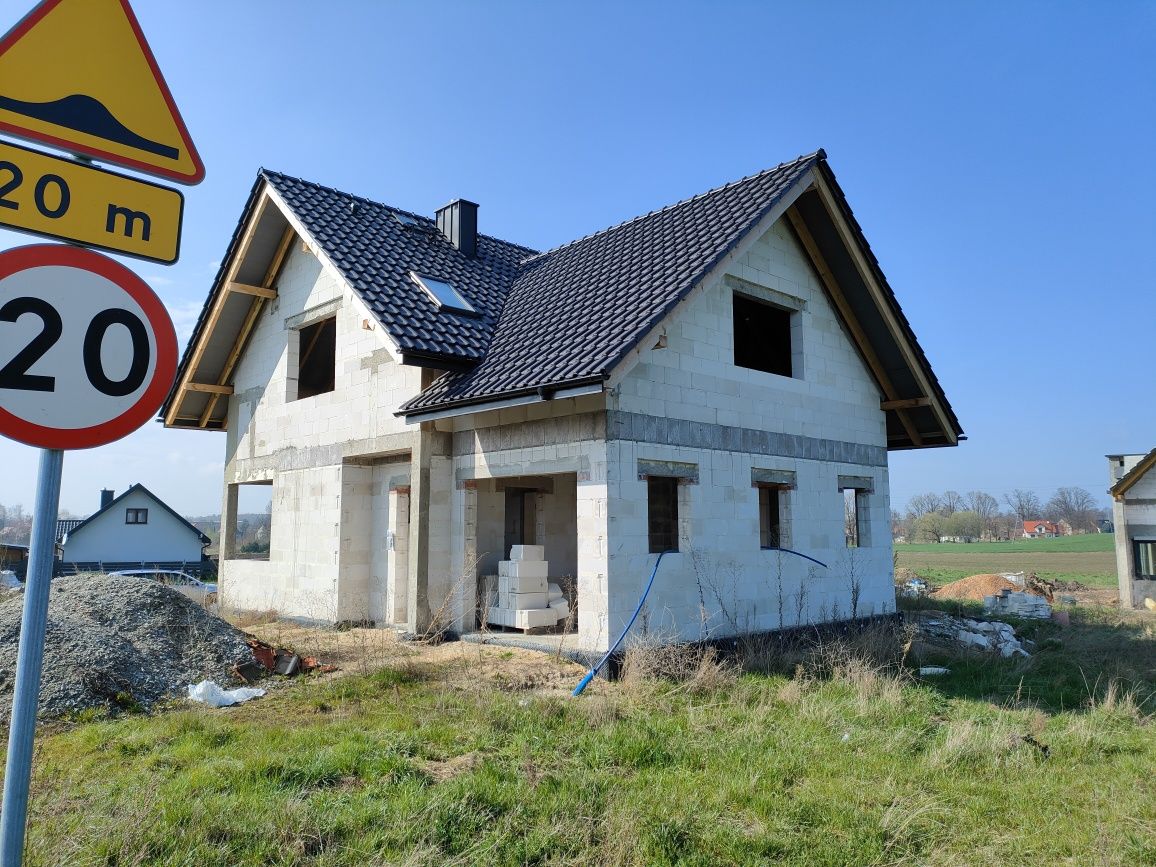 Dom 152 m2 w miejscowości Mrowiny