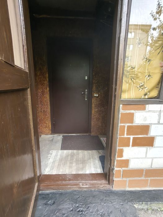 Центр міста. Оренда частина будинку з окремими своїм двором та входом.