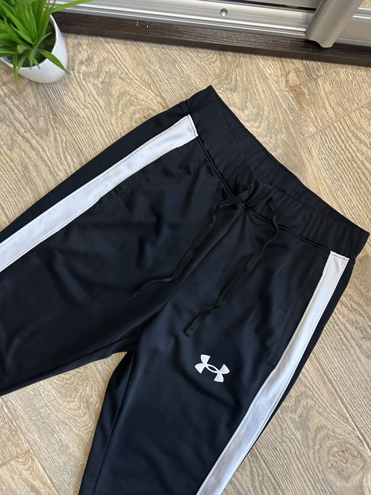Спортивні штани under armour