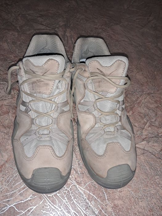 Продам кросівки тактичні Vogel 44 розмір