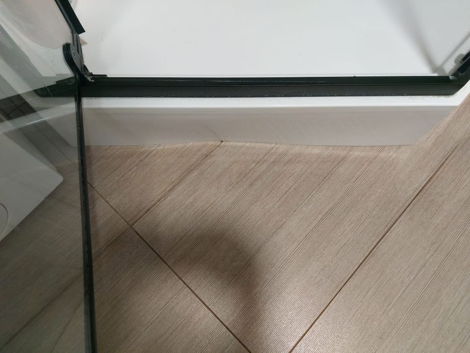 Kabina prysznicowa 90x90x210 z baterią