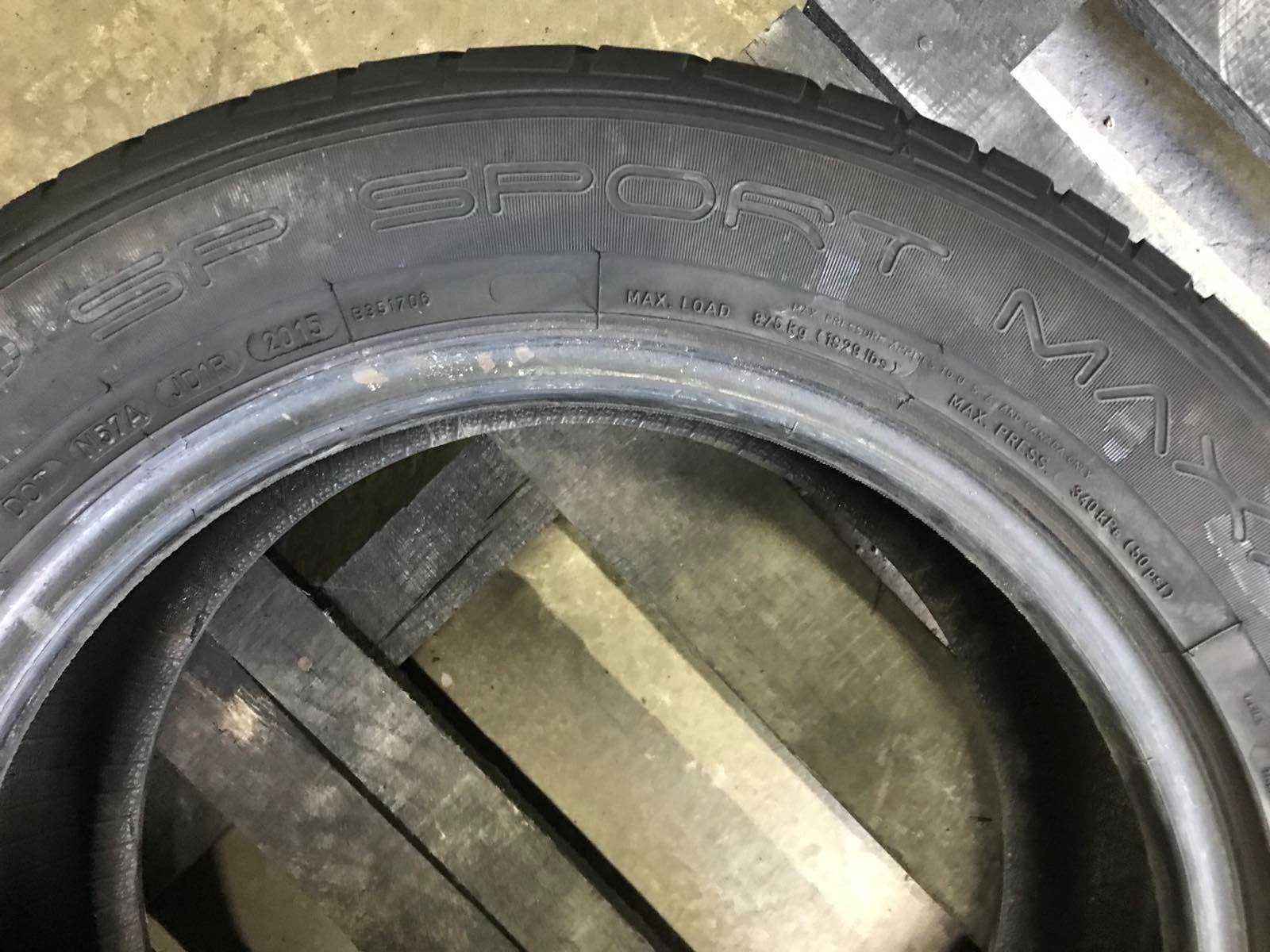 Шини Dunlop 235/55r17 Пара літо б/у склад Оригінал