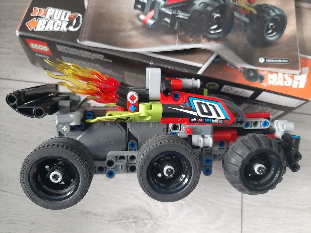 LEGO Technic 42072 i 42073