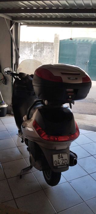 Scooter Piaggio X8 excelente