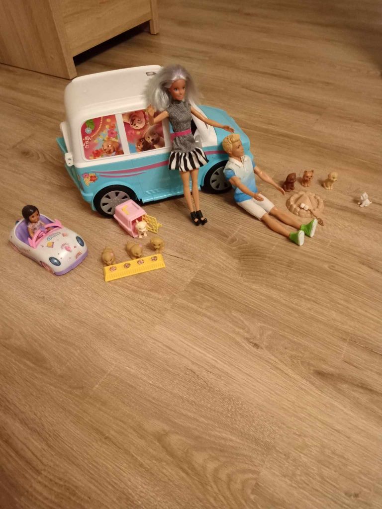 Barbie Wakacyjny Kamper Pojazd Piesków